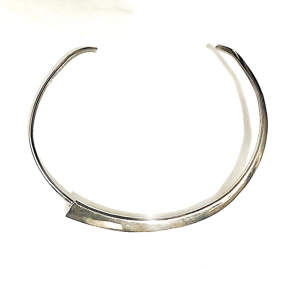 banana republic silver collar necklace
